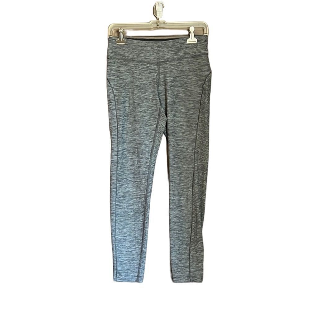 New Balance Grey Capripants. Size Medium